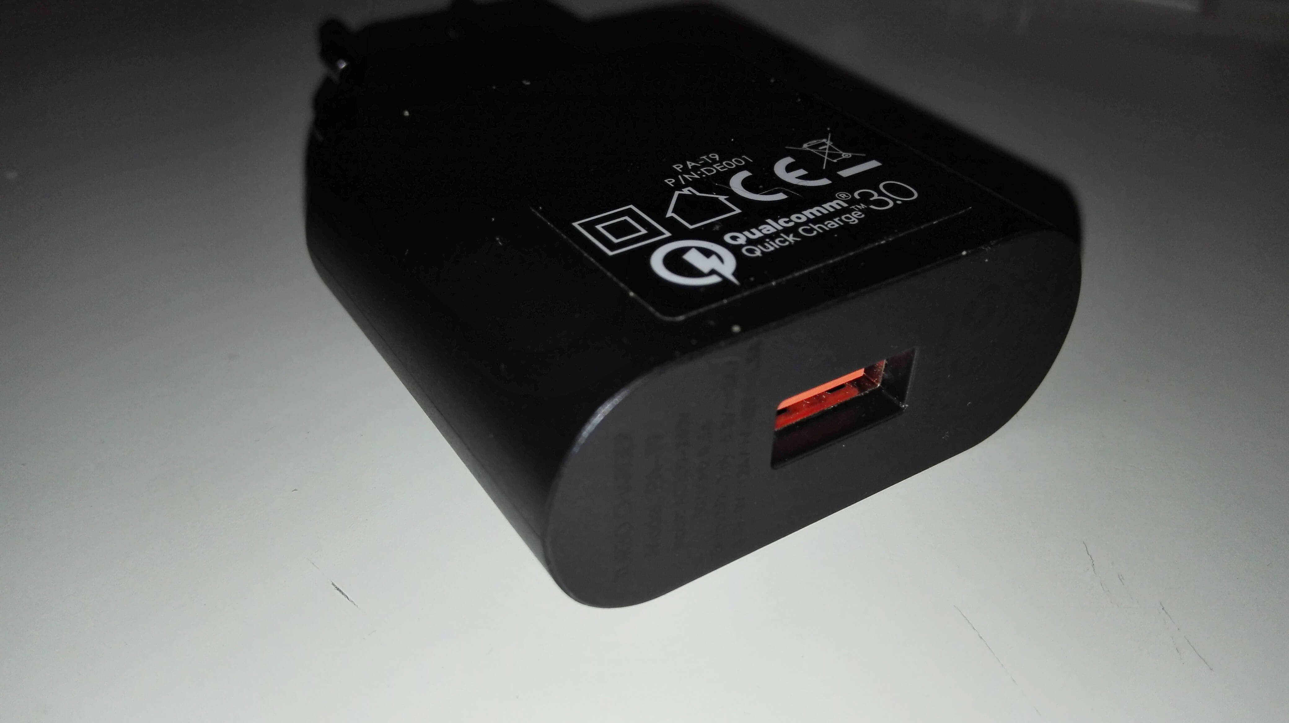 Chargeur Aukey 3.0 3