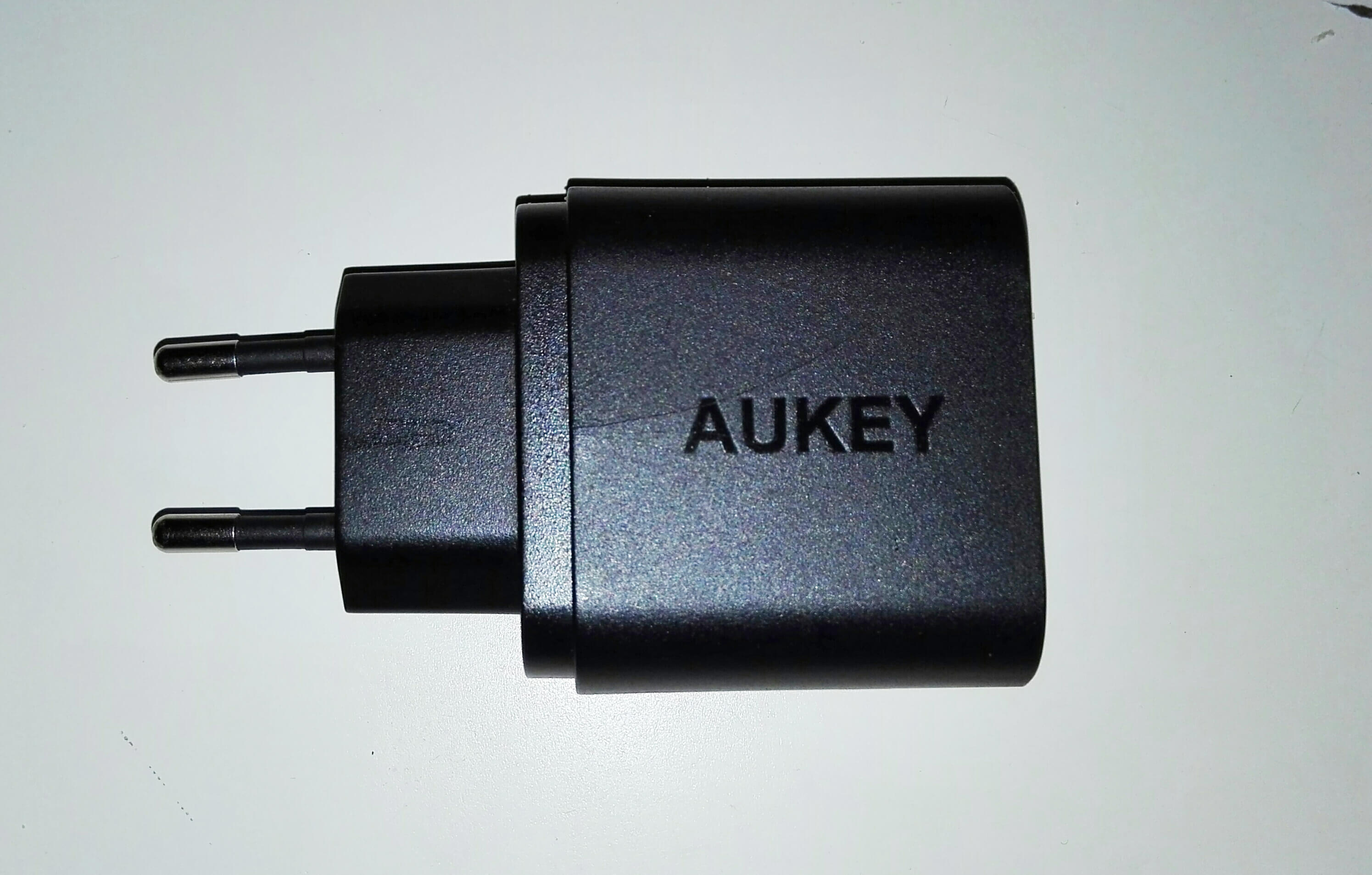 Chargeur Aukey 3.0 1