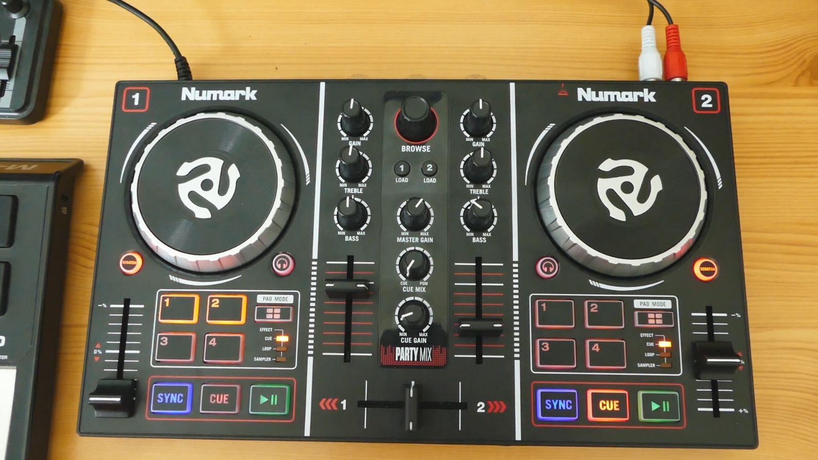 test Platine dj Djing débuter image Numark Party Mix